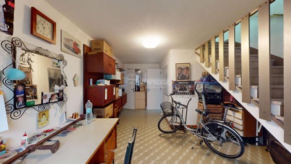 casa indipendente in vendita a Cento in zona Buonacompra