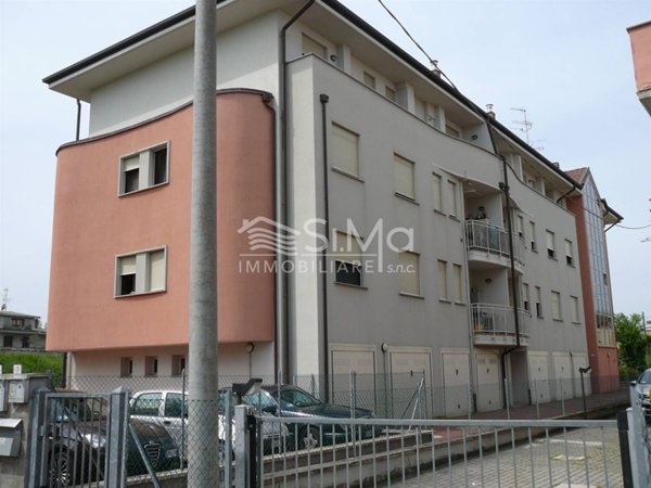 appartamento in vendita a Cento