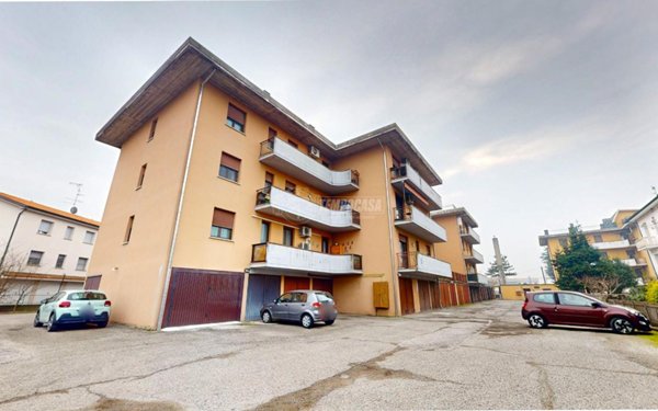 appartamento in vendita a Cento