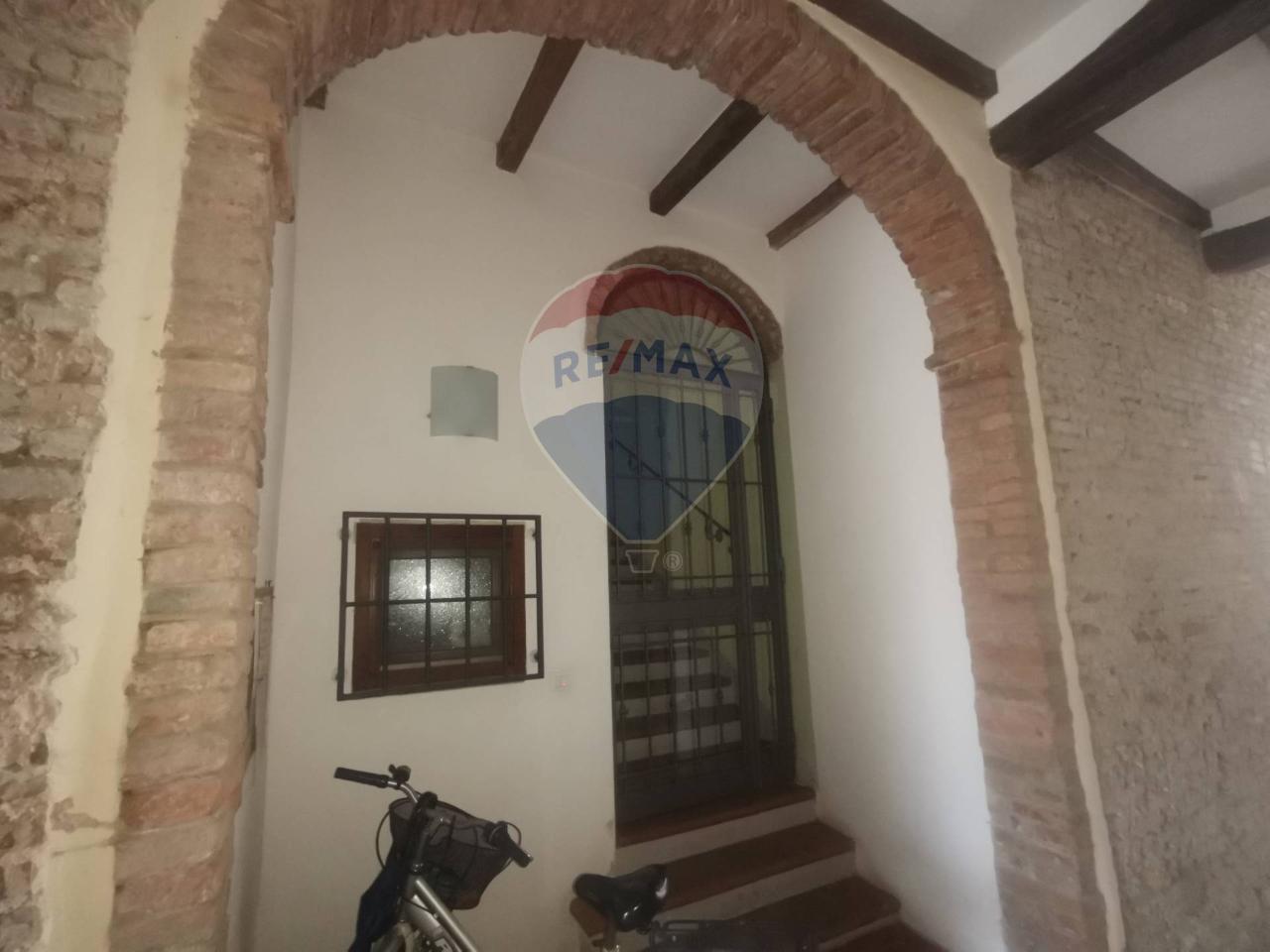 appartamento in vendita a Cento