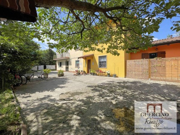 casa indipendente in vendita a Cento in zona Renazzo