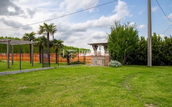 appartamento in vendita a Cento
