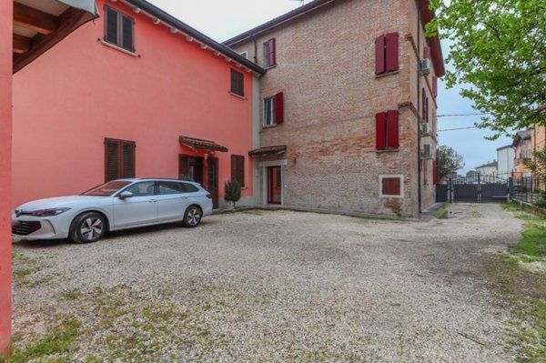 appartamento in vendita a Cento in zona Renazzo