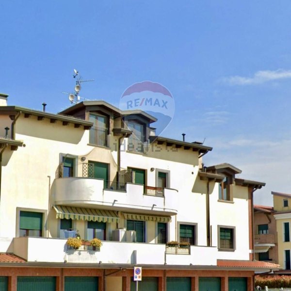 appartamento in vendita a Cento