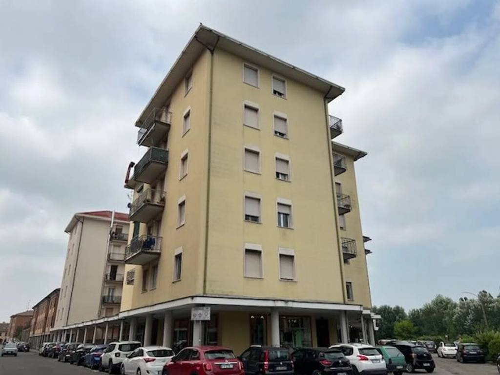 appartamento in vendita a Cento