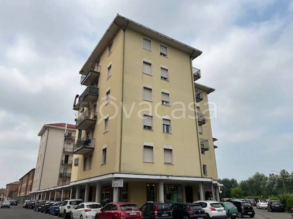 appartamento in vendita a Cento