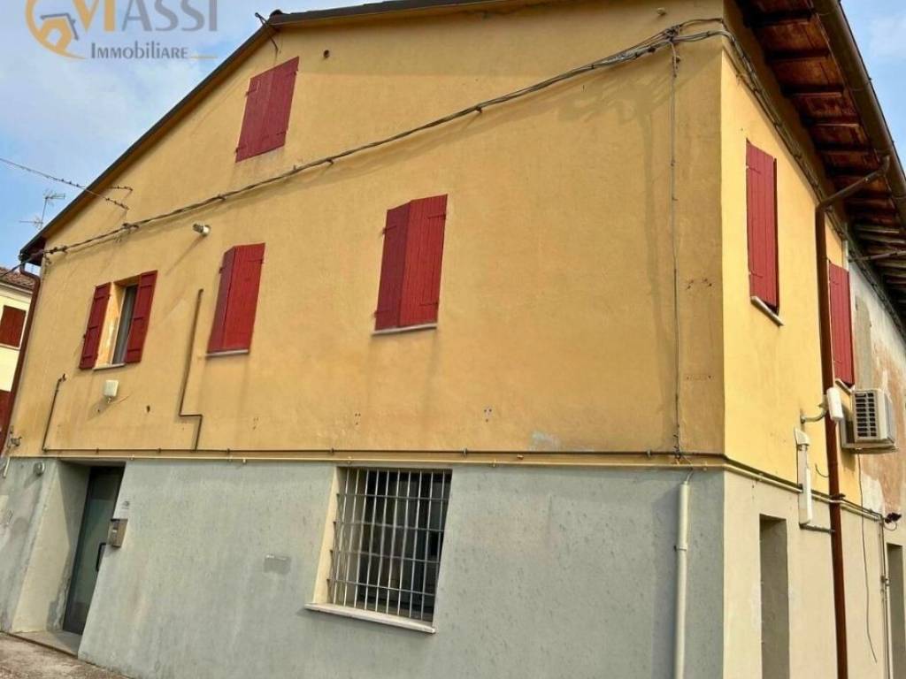 appartamento in vendita a Cento