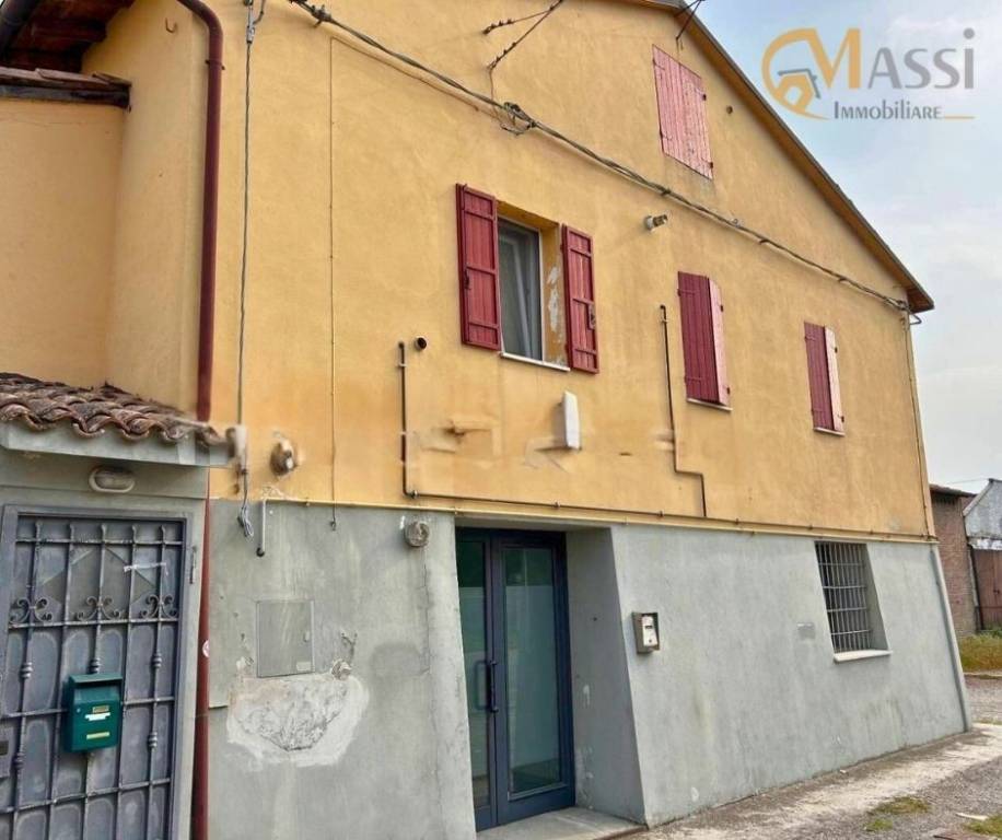 appartamento in vendita a Cento