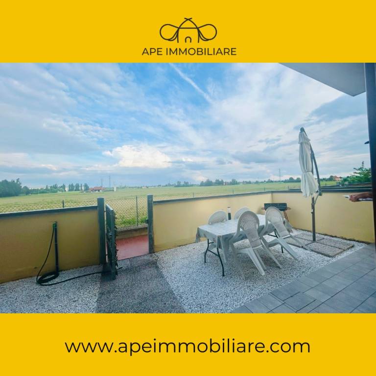 appartamento in vendita a Cento in zona Renazzo