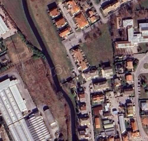 appartamento in vendita a Cento