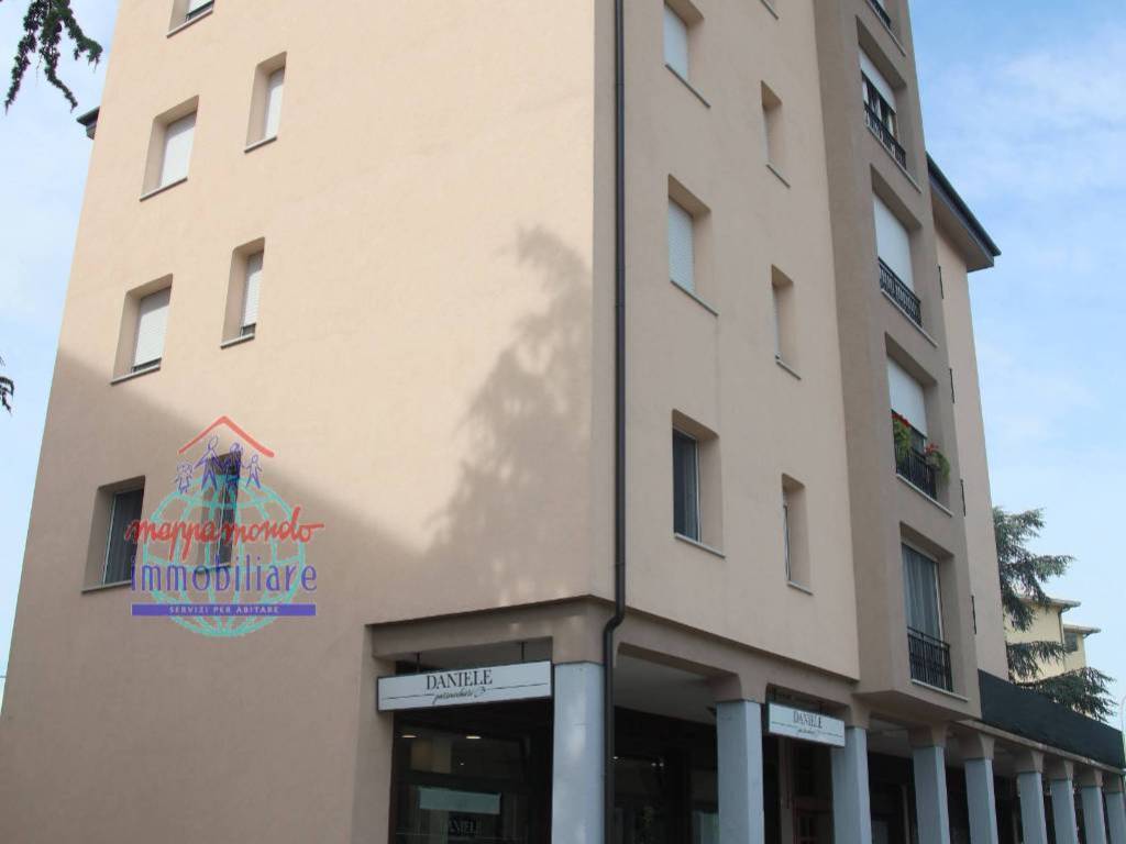 appartamento in vendita a Cento
