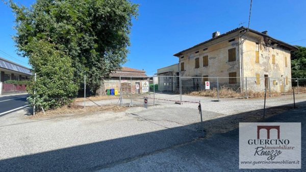 casa indipendente in vendita a Cento in zona Renazzo