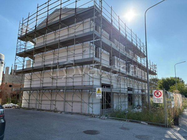 casa indipendente in vendita a Cento in zona Casumaro