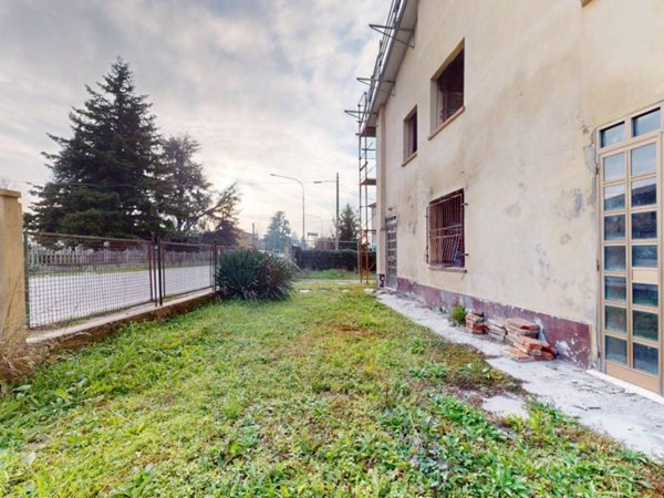 casa indipendente in vendita a Cento in zona Buonacompra