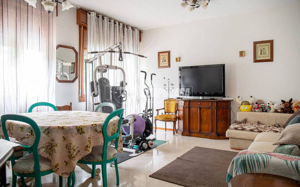 appartamento in vendita a Cento