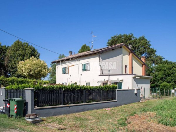 appartamento in vendita a Cento