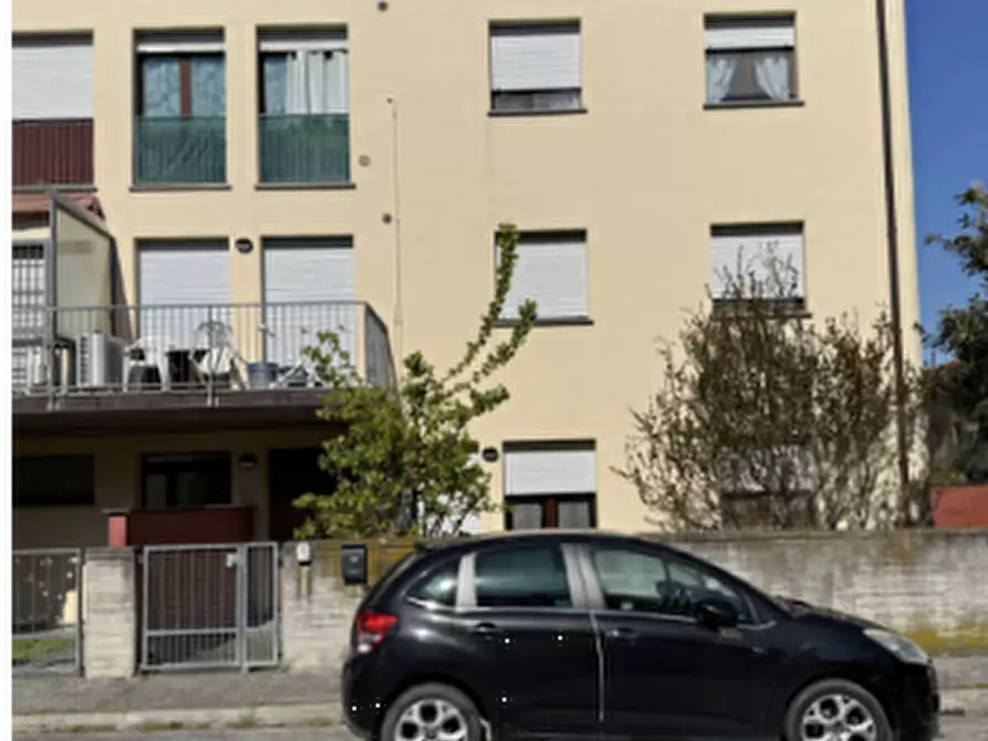 appartamento in vendita a Cento in zona Renazzo