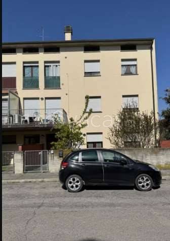 appartamento in vendita a Cento in zona Renazzo
