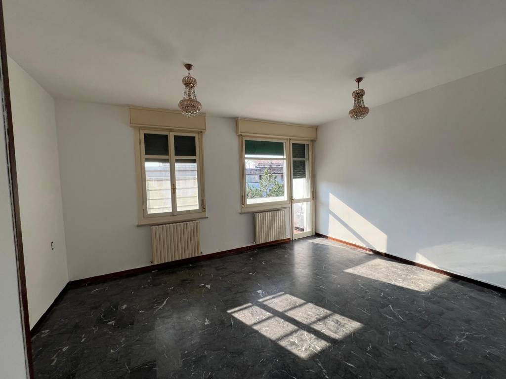 appartamento in vendita a Cento