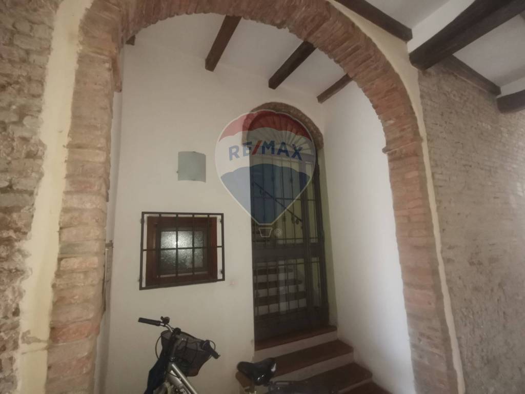 appartamento in vendita a Cento