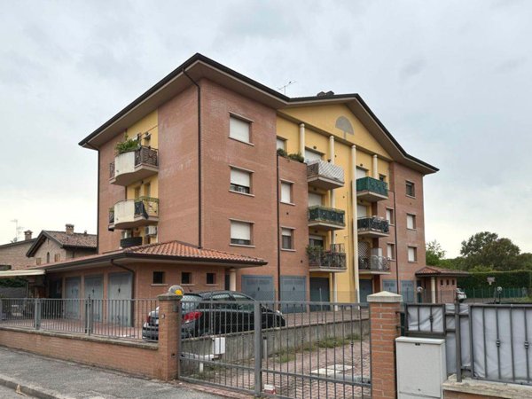 appartamento in vendita a Cento