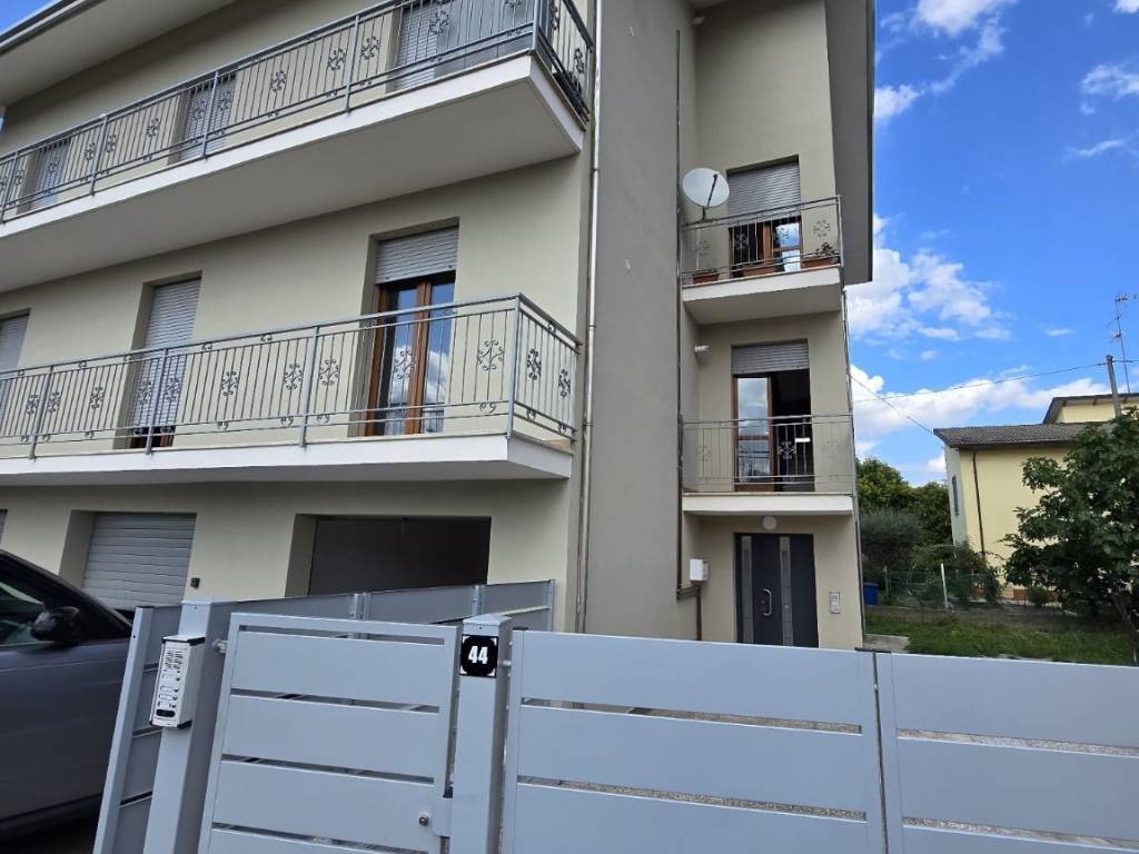 appartamento in vendita a Cento