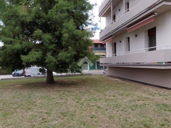 appartamento in vendita a Cento