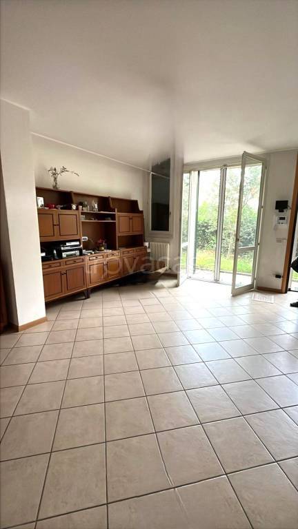 appartamento in vendita a Cento