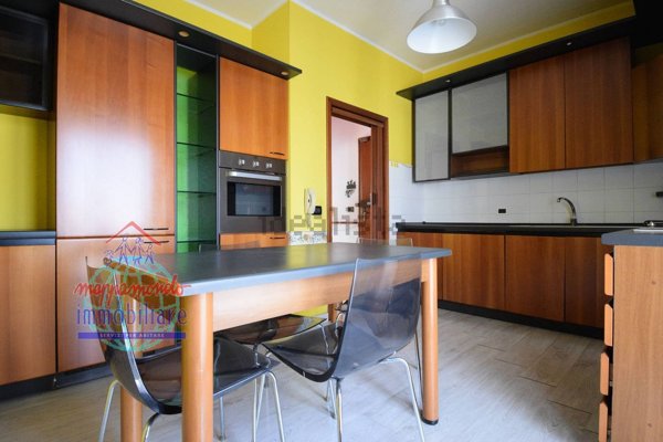 appartamento in vendita a Cento in zona XII Morelli