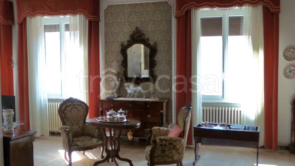 appartamento in vendita a Cento