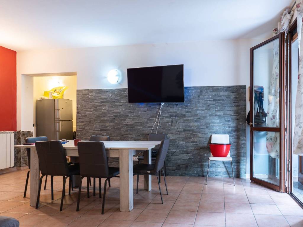 appartamento in vendita a Cento in zona Renazzo
