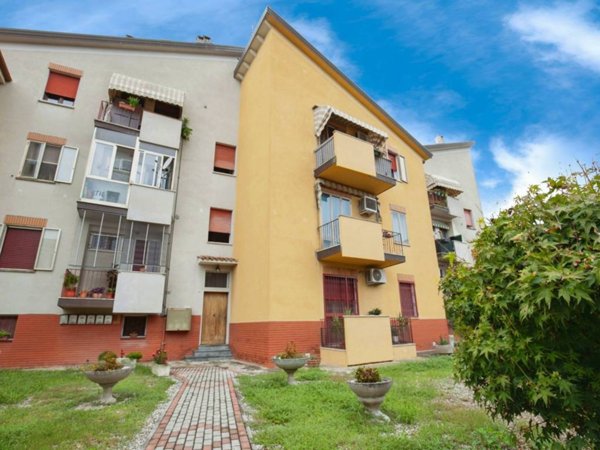 appartamento in vendita a Cento