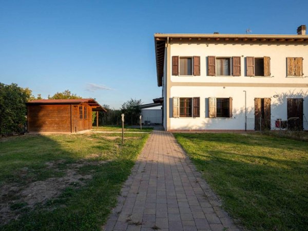 appartamento in vendita a Cento