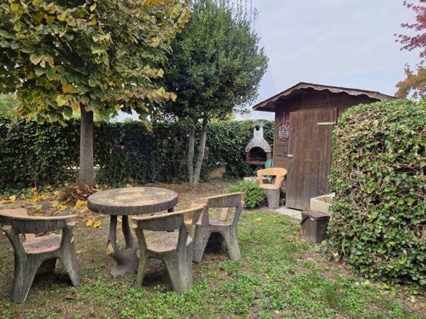 appartamento in vendita a Cento in zona Renazzo