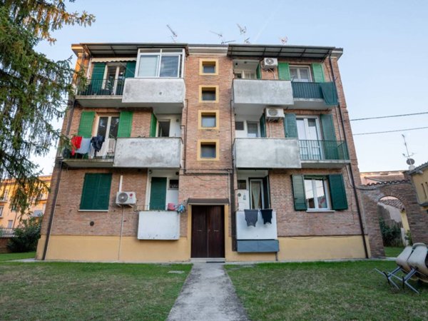 appartamento in vendita a Cento