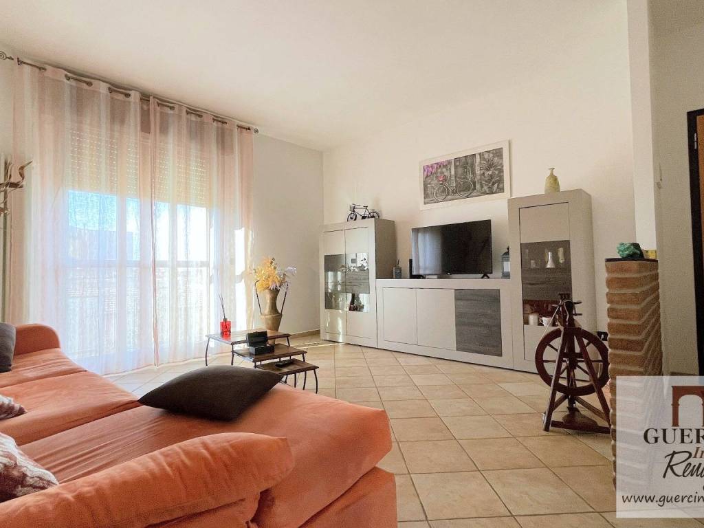 appartamento in vendita a Cento in zona Renazzo