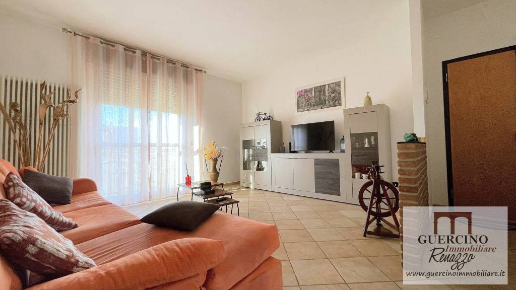 appartamento in vendita a Cento in zona Renazzo