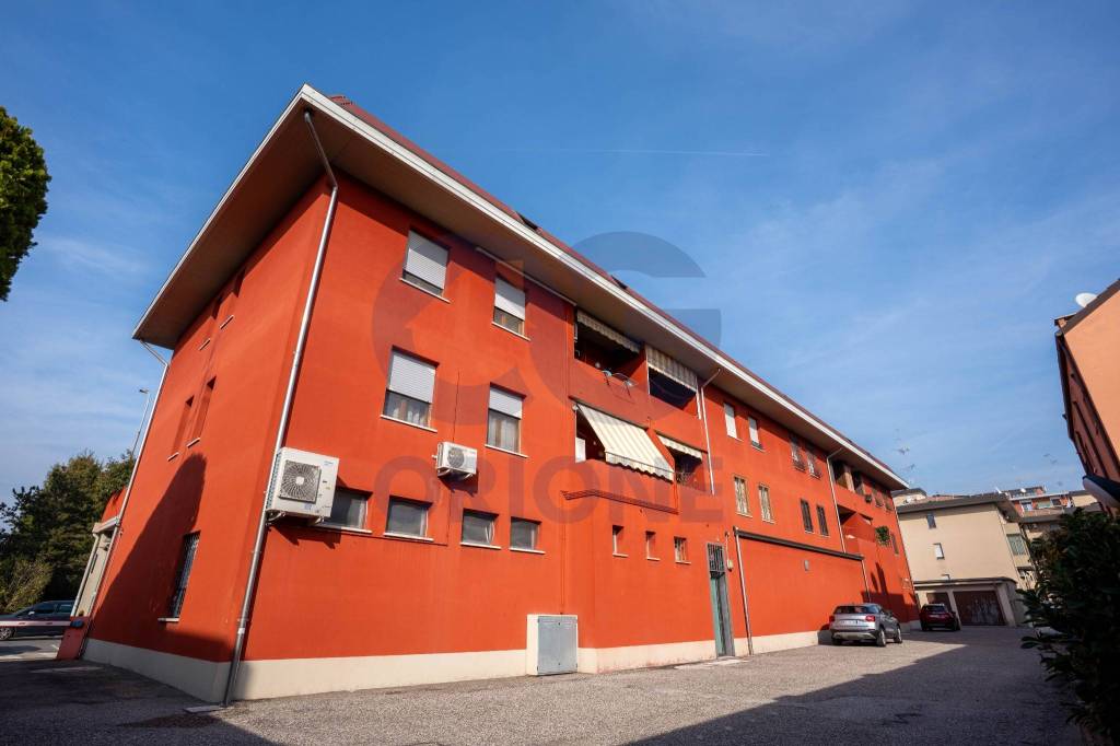 appartamento in vendita a Cento