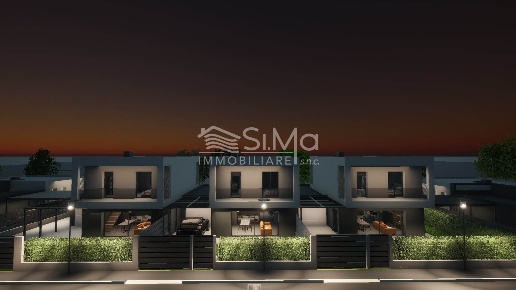 casa indipendente in vendita a Cento