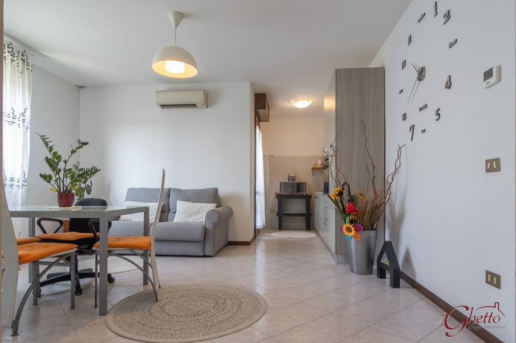 appartamento in vendita a Cento