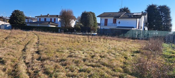 casa indipendente in vendita a Cento in zona Casumaro