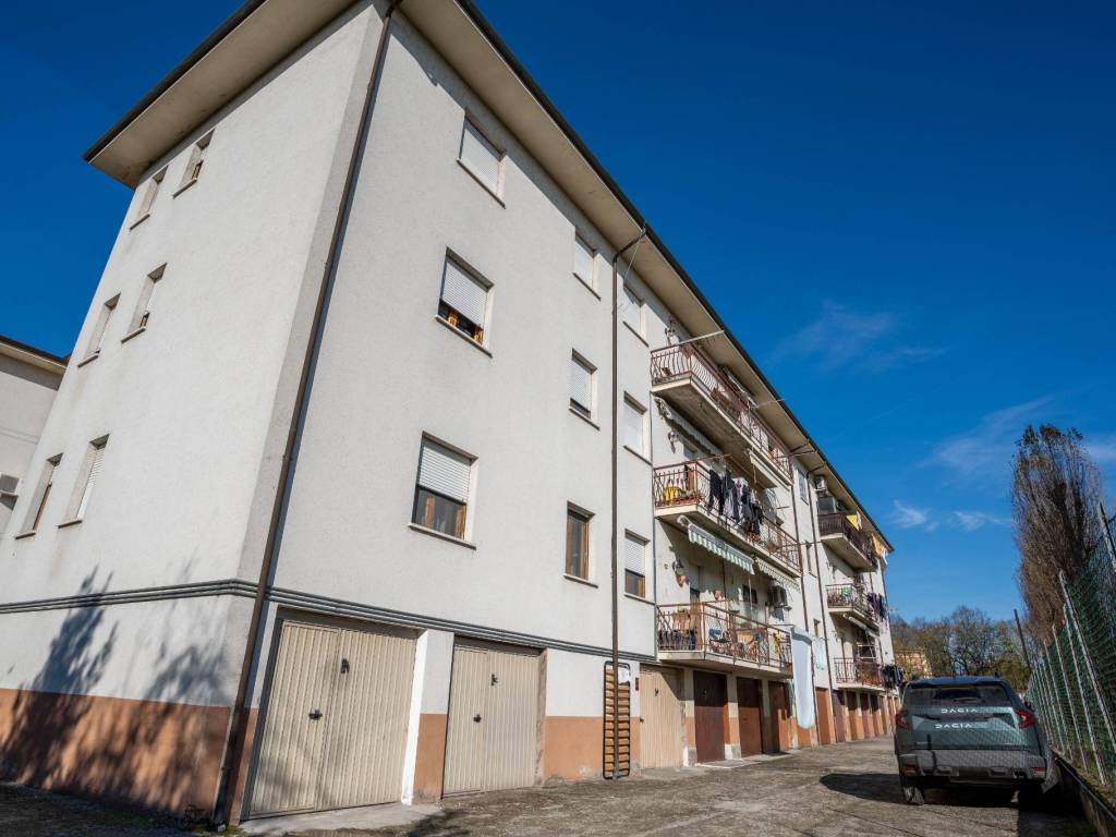 appartamento in vendita a Cento