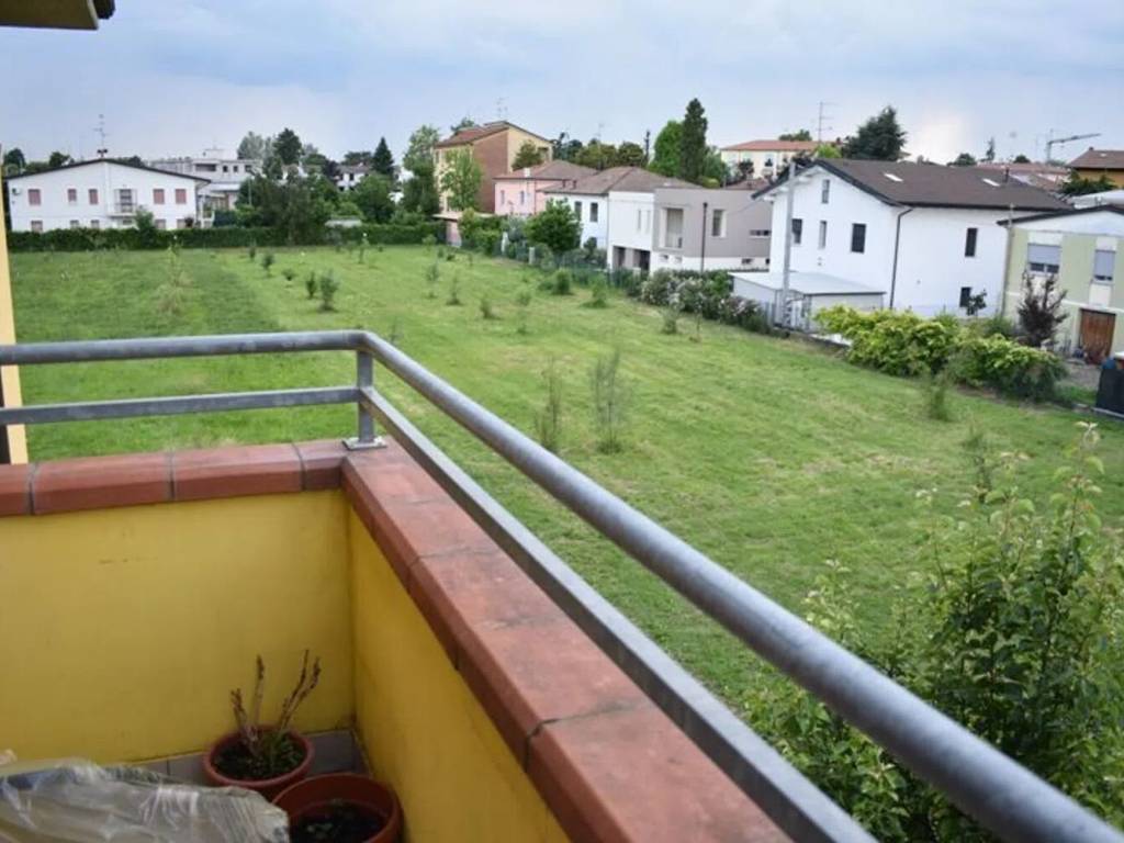 appartamento in vendita a Cento