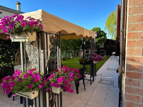 appartamento in vendita a Cento