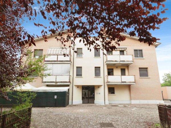 appartamento in vendita a Cento