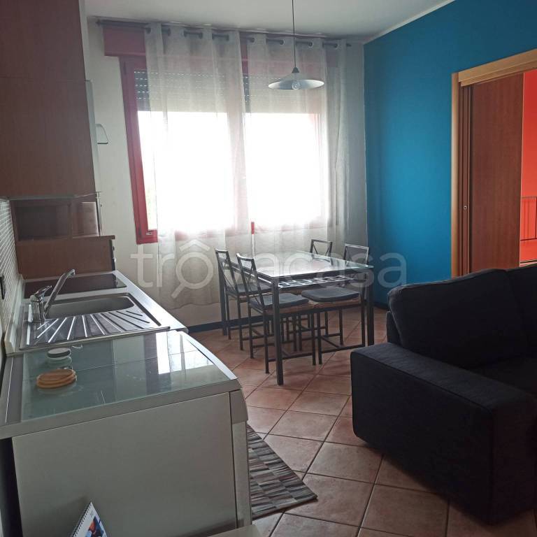 appartamento in vendita a Cento in zona Buonacompra