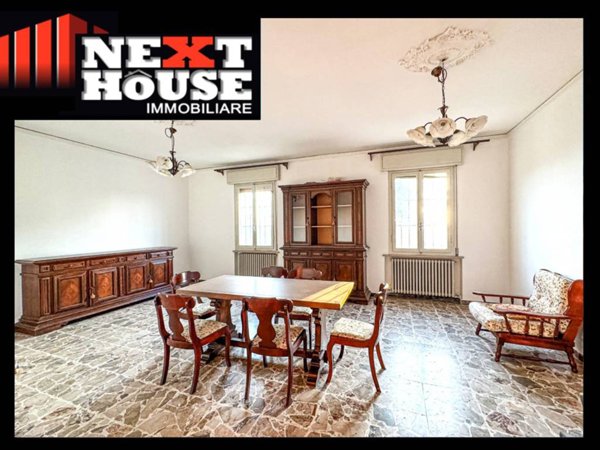 appartamento in vendita a Cento in zona Pilastrello