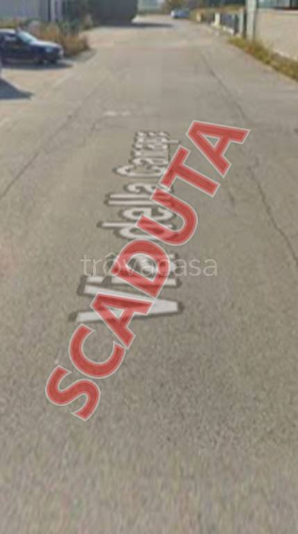 negozio in vendita a Cento