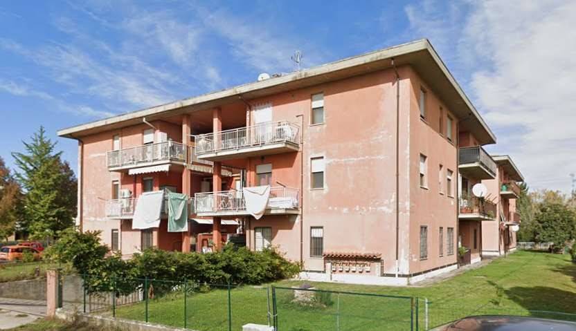 appartamento in vendita a Cento