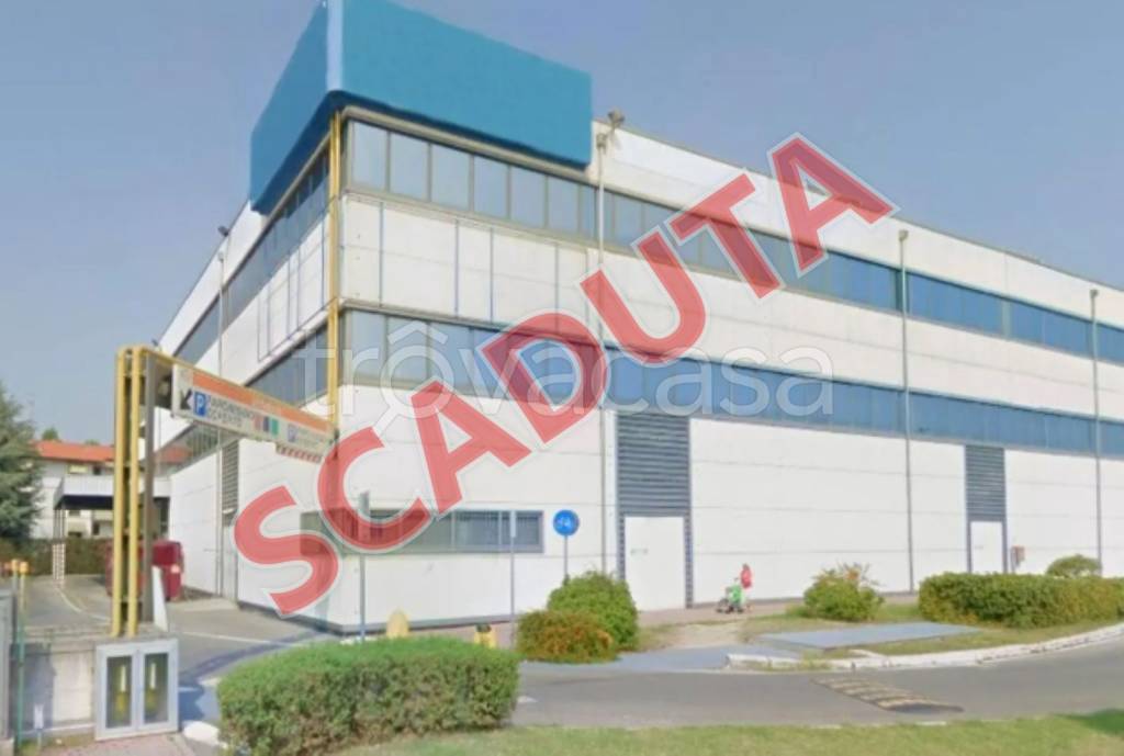 ufficio in vendita a Cento